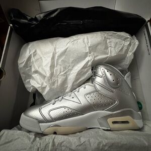 Air Jordan 6 Retro x Paris Saint-Germain "Metallic Silver"